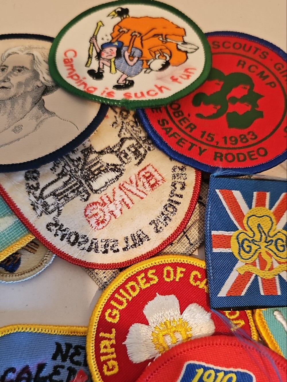 Vintage Collectible Guide Camp Patch Lot - Colorful Embroidered Patches - Picture 7 of 10